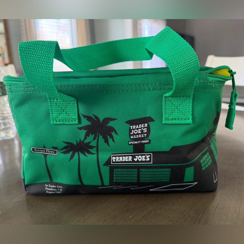 Trader Joe's Green Insulated Lunch Bag